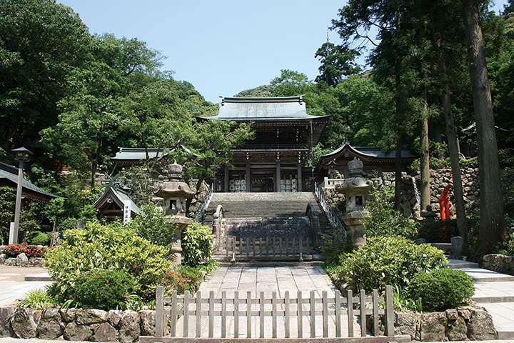伊奈波神社 | めぐる